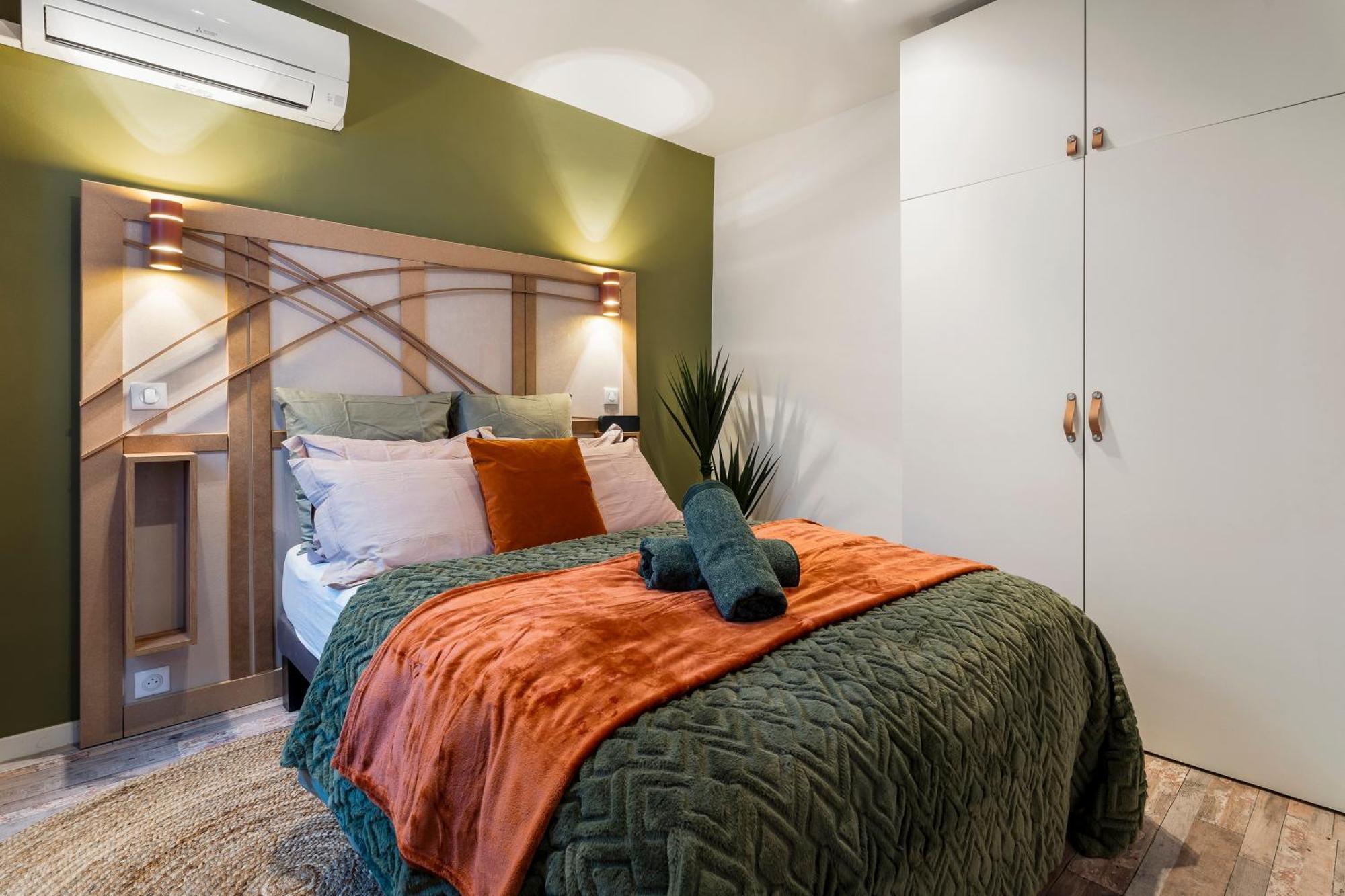 Renting - 9b Massena - Chic Escape In The Heart Of Comfort & Charm ! Appartement Nice
